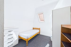 Bed- click for photo gallery